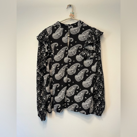 NWT Ted Baker TAISEY High Neck Blouse with Waterfall Embellishments- medium - Picture 5 of 9